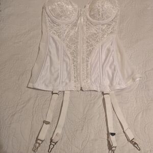 Elegant White Lace Bustier with Garters